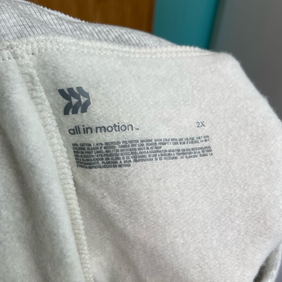 All in Motion Woman’s Heather Grey Sweats 2x NWT - Picture 4 of 8